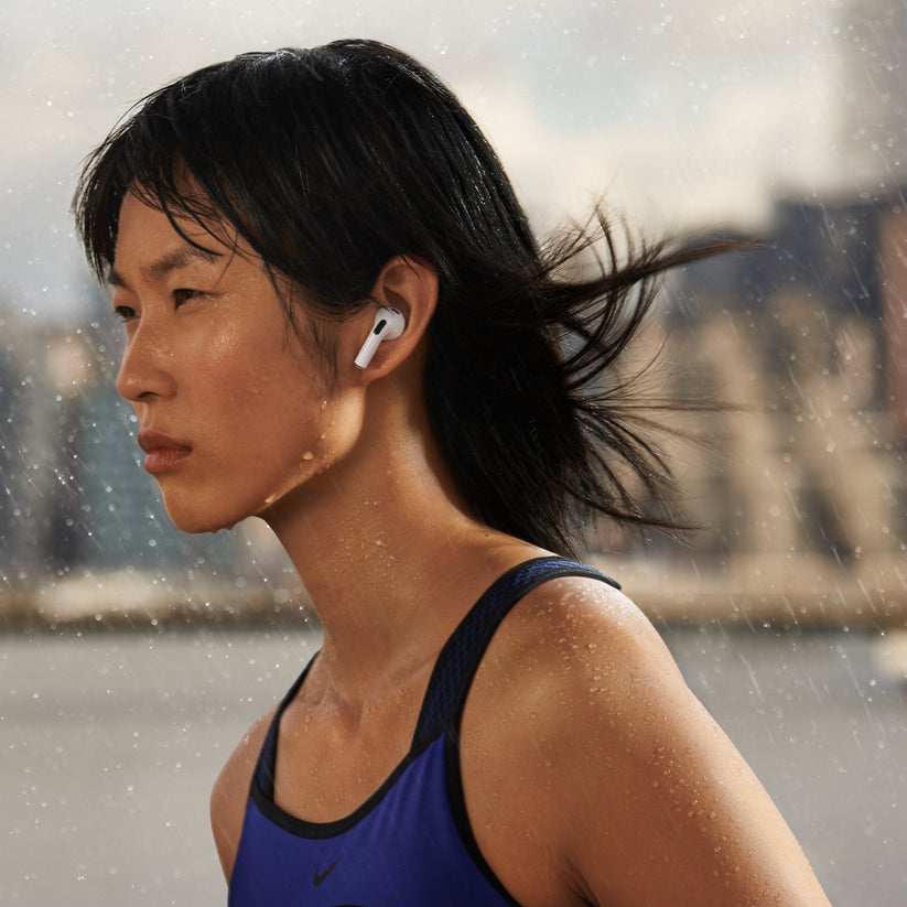Airpods_PDP_Image_Position-3__en-US