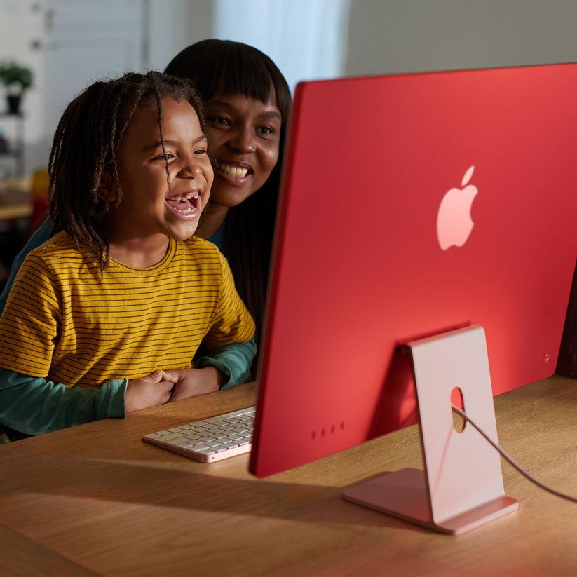 iMac_M3_4-ports_Green_PDP_Image_Position_6__en-US