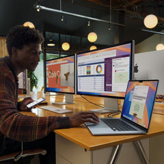 MacBook_Air_15-inch_M4_Midnight_PDP_Image_Position_8__en-US