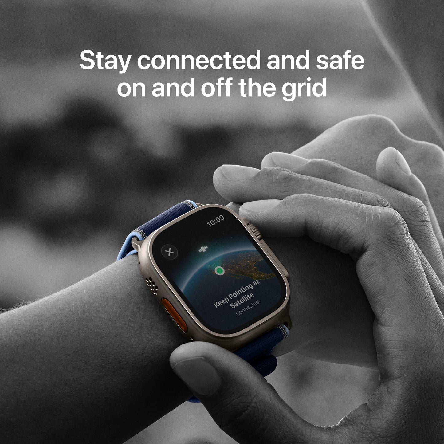 Apple_Watch_Ultra_3_49mm_LTE_Black_Titanium_Milanese_Loop_Black_PDP_Image_Position_4__en-US